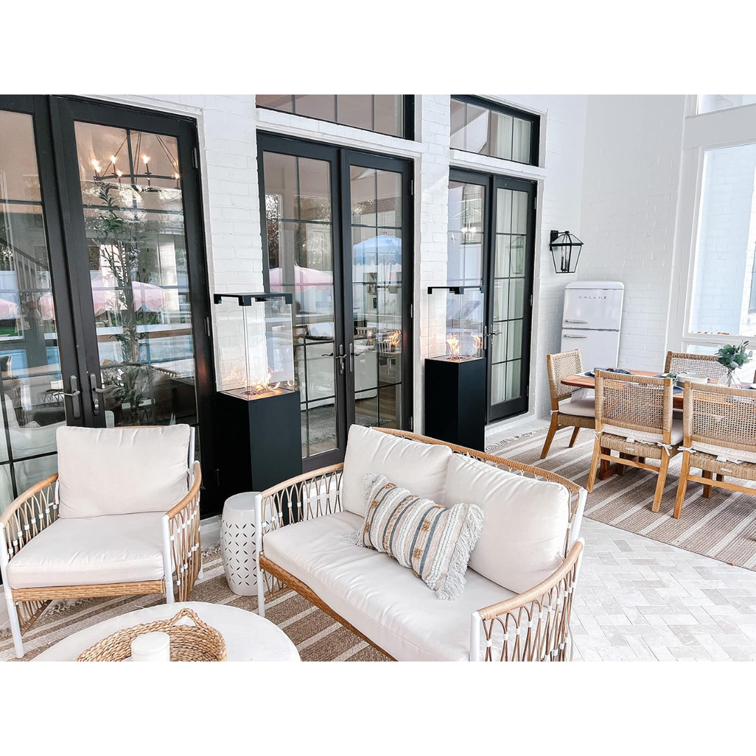 Portable and freestanding propane heater for garden